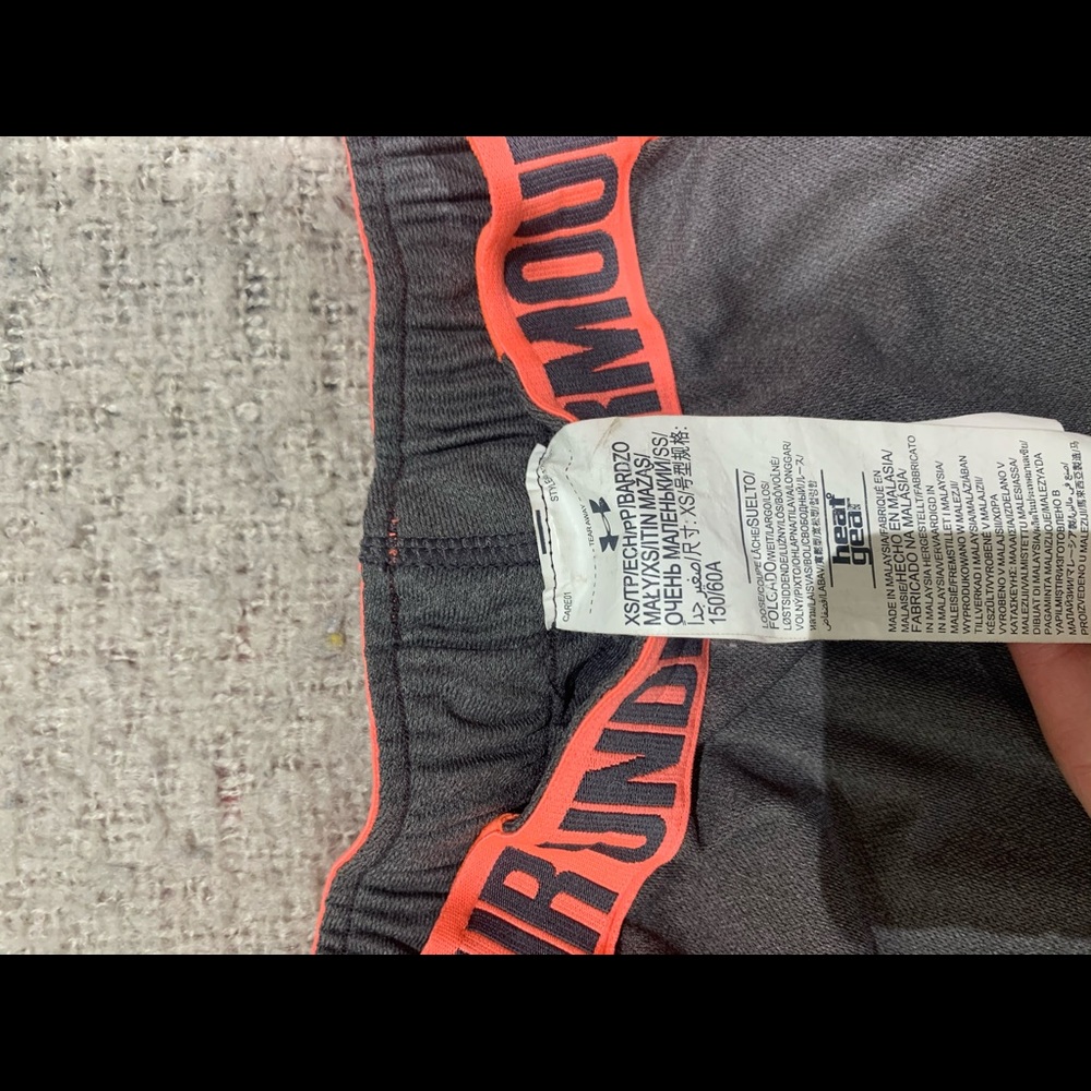 Under Armour pants - Picture 3 of 4